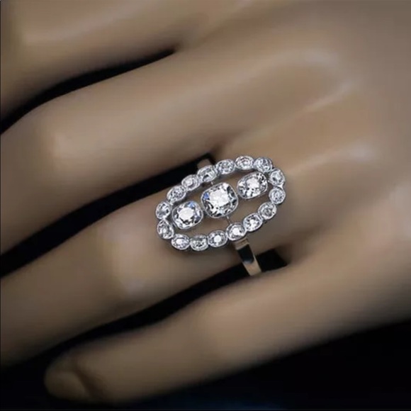 New Luxury 925 Silver Square Oval Dazzling Ring - Picture 3 of 5